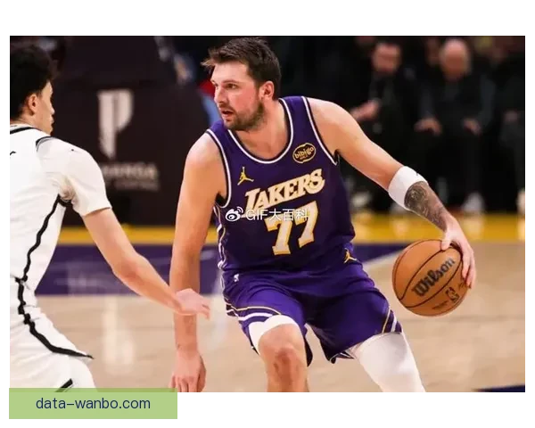 东契奇场均三十分抢断破百 比肩科比成联盟唯一