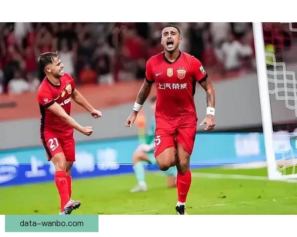 莱昂纳多：期待与队友磨合顺利 希望在上海德比中进球并取得胜利